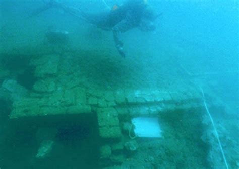  Uncovering the Secrets of The Underwater City: An Intriguing Tale From First-Century Colombia!